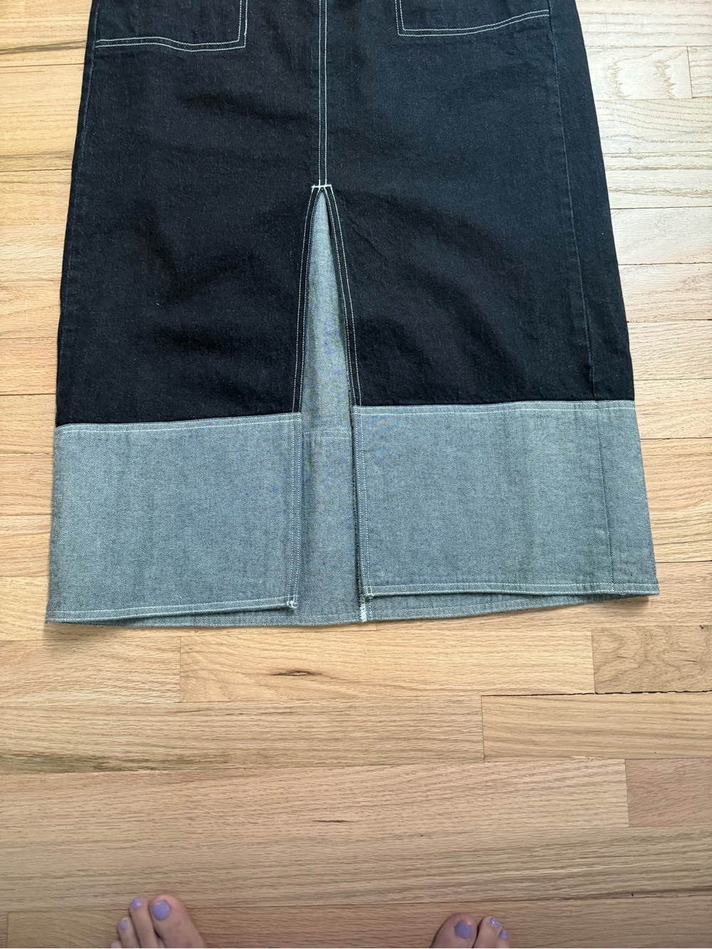 Great Price! Cute NWT Contrast Split Hem Denim Midi Skirt by Pilcro/Anthro! Sz 8 - Picture 5 of 8